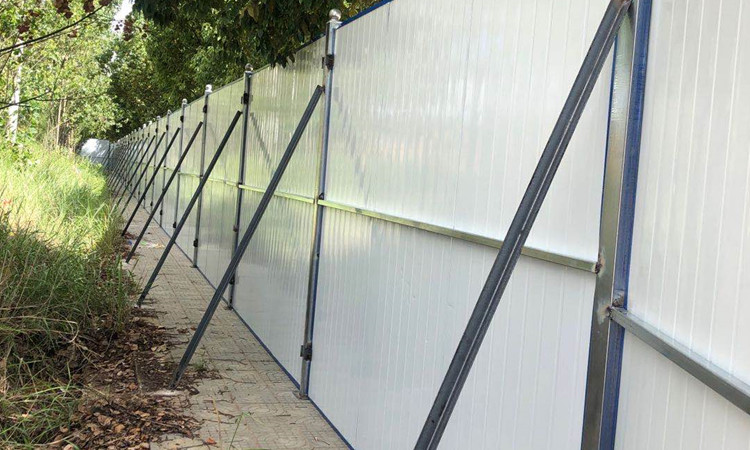 藍(lán)色彩鋼圍擋