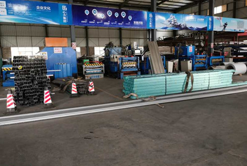 工廠實景-圍擋支架加工中心